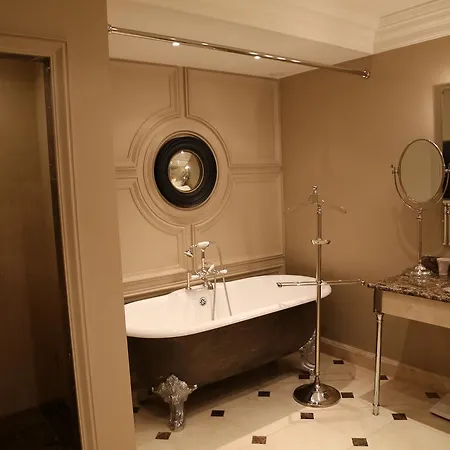 Carmella 5* Grasse